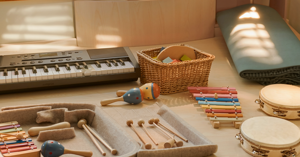 Illustrative photograph of instruments used in child-focused music therapy